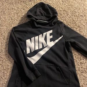 kids white and black nike hoodie
